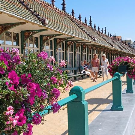 Appartement Blankenberge Zeedijk Aan De Pier Luaran gambar