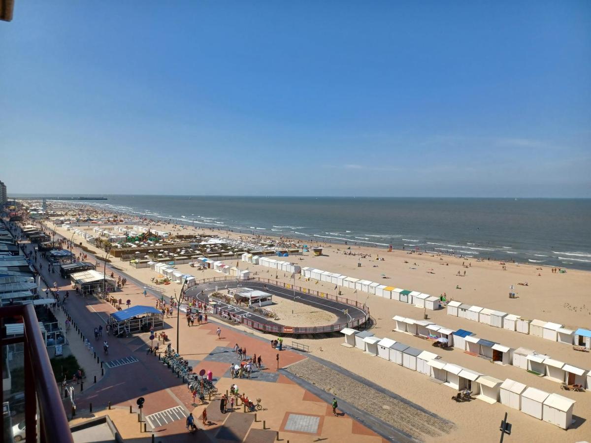 Appartement Blankenberge Zeedijk Aan De Pier Luaran gambar