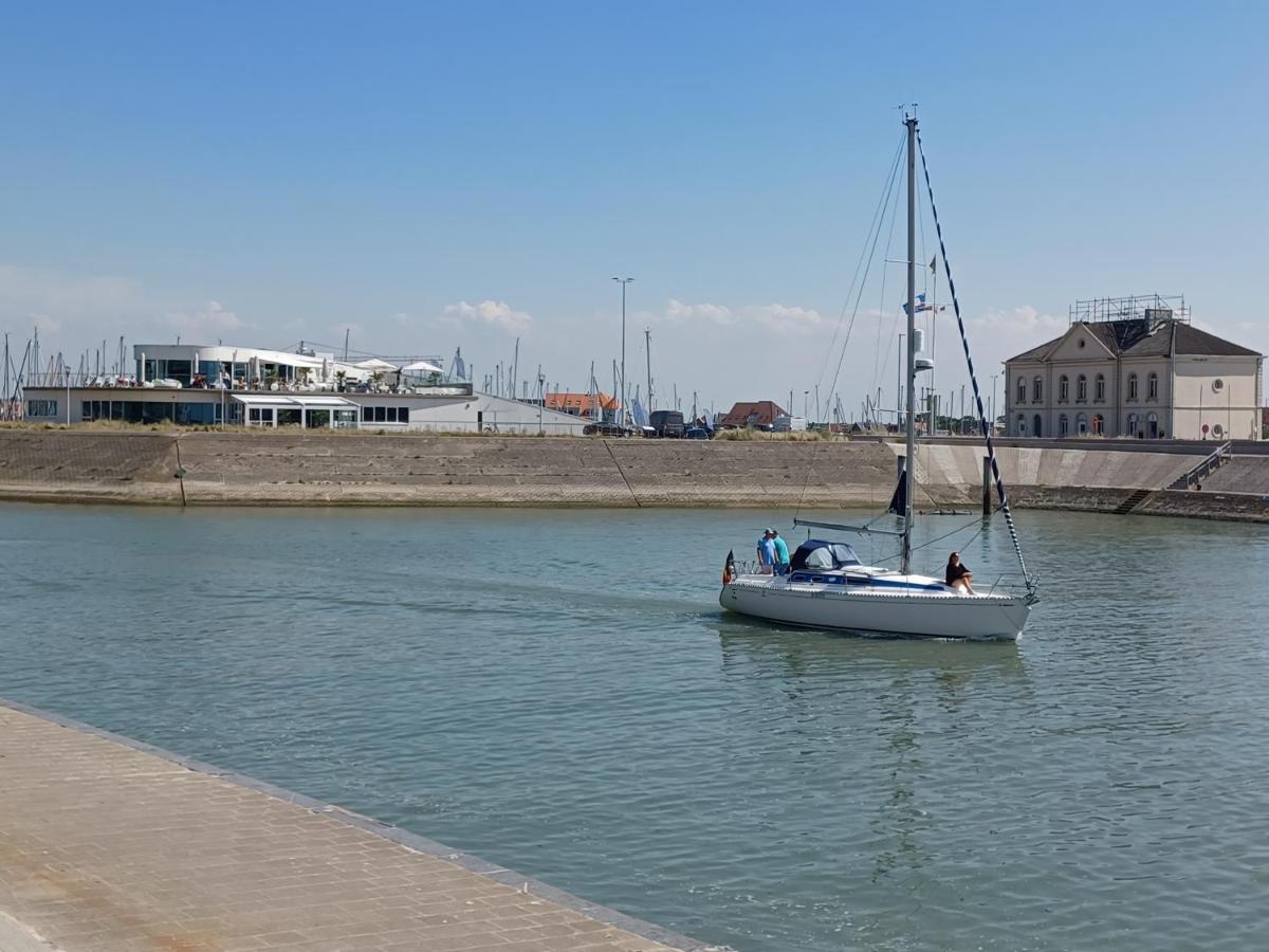 Appartement Blankenberge Zeedijk Aan De Pier Luaran gambar