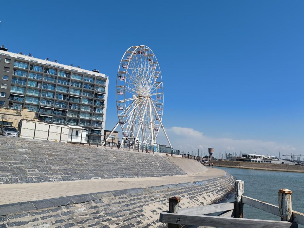 Appartement Blankenberge Zeedijk Aan De Pier Luaran gambar
